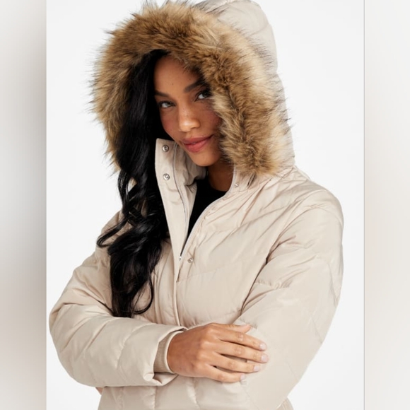 GUESS Real Down Winter Jacket size Medium - Picture 2 of 4